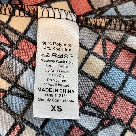 LuLaRoe woman’s Carly dress XS red blue stars - Picture 12 of 12